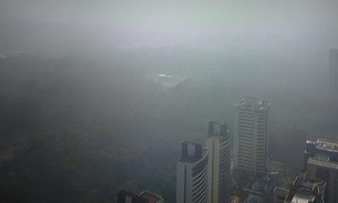 Nuvem de fumaça interrompe pousos e decolagens no aeroporto de Manaus