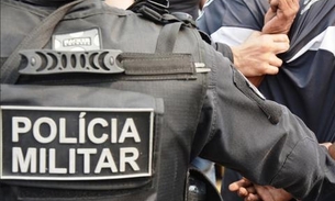 Quatro pessoas são presas por suspeita de roubo e porte ilegal de armas em Manaus