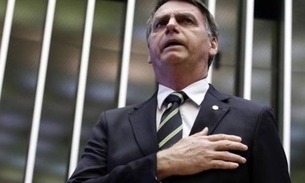 'Na democracia só há um Norte: o da Constituição', diz Bolsonaro em discurso no Congresso