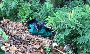 Enrolado em lençol, corpo de homem é encontrado em matagal de Manaus
