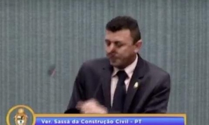 Vídeo mostra o momento em que Sassá desmaia na Câmara Municipal 