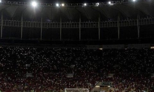 Flamengo é multado em R$ 20 mil por queda de luz no Maracanã