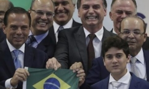 A governadores, Bolsonaro defende medidas 'amargas' para Brasil não virar Grécia