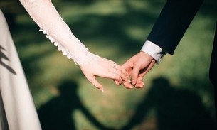 Mulher descobre traição de noivo e decide se vingar no altar