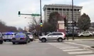 Atirador abre fogo e deixa mortos em hospital de Chicago