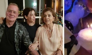 Luiz Fernando Guimarães é surpreendido em aniversário na companhia do marido e famosos