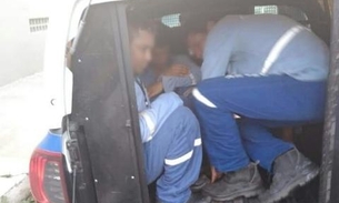 Disfarçados de lixeiros, grupo é preso ao pedir dinheiro em casas de Manaus 