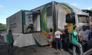 Unidade móvel realiza testagem rápida de HIV, sífilis e hepatites no Centro de Manaus    
