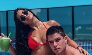 Casal amigo de 'Boca Rosa' posta foto sexy e seguidores piram: 'me convida'