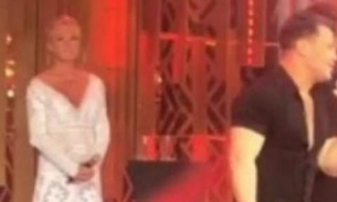 Xuxa abandona palco por causa de Eduardo Costa na Record