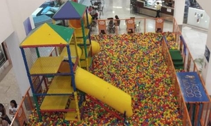 Shopping de Manaus recebe piscina de bolinha gigante