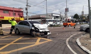 Acidente grave entre carros em avenida deixa 4 feridos em Manaus