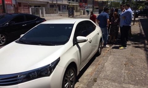 Carro de deputada é alvo de tiros e motorista é atingido no Rio de Janeiro