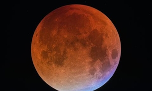 Brasileiros se preparam para contemplar eclipse lunar nesta madrugada