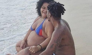 Grávida aos 16 anos, filha de Arlindo Cruz posa em praia com o marido 