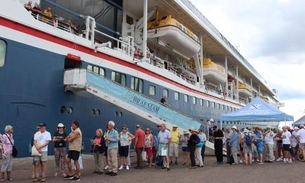 Mais de 1,3 mil turistas ingleses chegam a Manaus e devem aquecer economia