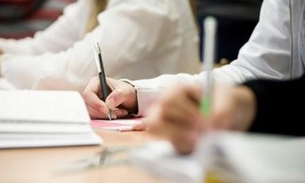 Prefeitura divulga edital de seleção com 145 vagas e salários de até R$ 3 mil no Amazonas