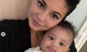 Kylie Jenner faz declaração para filha em aniversário de 1 ano