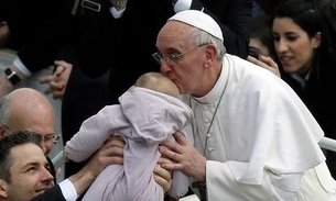 Papa Francisco solta verbo sobre aborto e diz que a vida não é 'bem de consumo'