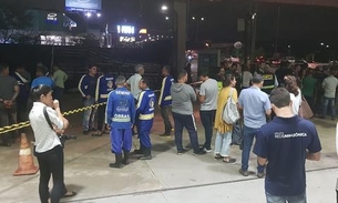 Passarela na Torquato Tapajós não corre risco de desabar, garante prefeitura