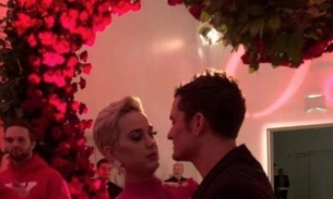 Orlando Bloom pede Katy Perry em casamento no Valentine’s Day