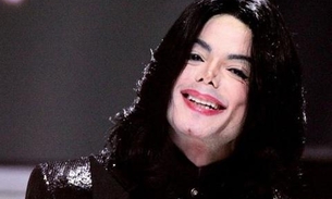 Família de Michael Jackson processa HBO em milhões por documentário polêmico