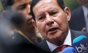 Mourão assume protagonismo internacional, enquanto Bolsonaro perde  batalhas internas