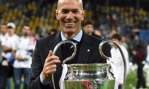 Zidane está de volta ao comando do Real Madrid, diz jornal espanhol