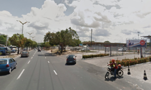 Homem sofre atentado a tiros após sair de estádio em Manaus 