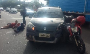 Acidente envolvendo carro e motocicleta deixa dois ferido em avenida de Manaus