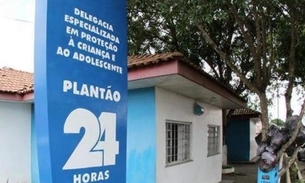 Em Manaus, crianças são encontradas sozinhas em casa com fome 