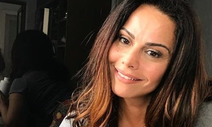 Viviane Araújo surge sexy em preparação para fotos de lingerie