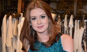 Marina Ruy Barbosa posa de sutiã e fãs vão à loucura 