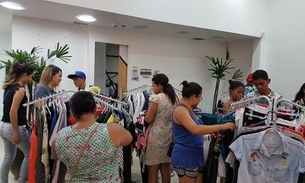 Com roupas a preços populares, Varal Sustentável movimenta fim de semana em shopping de Manaus