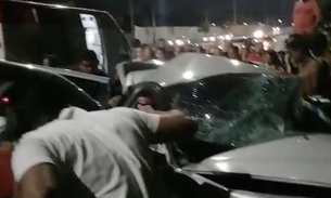 Vídeo mostra populares tentando salvar gerente do Picanha Mania após acidente de carro