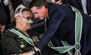 General Villas Bôas entra na briga contra Olavo: 'Trótski de direita'