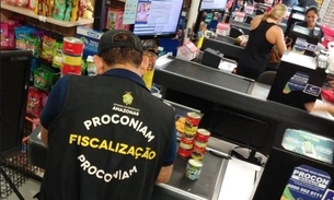 Procon apreende alimentos vencidos no Supermercado Rodrigues em Manaus