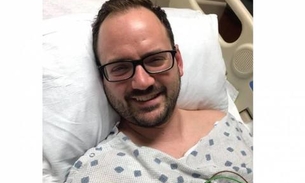 Homem sofre AVC após estalar o pescoço 