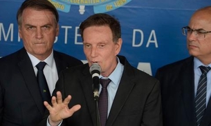 Bolsonaro e Crivella assinam acordo para construção de novo autódromo no Rio