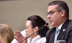 Josué Neto garante a professores que votação de reajuste só ocorrerá após renegociação 