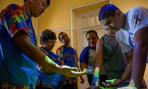 ‘Uma Tarde no Museu’ leva jovens autistas ao Museu da Cidade de Manaus