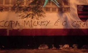 Muros da sede do Flamengo são pichados na madrugada 