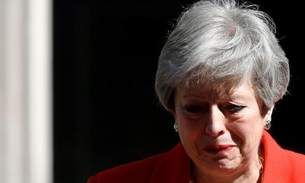 Primeira-ministra britânica anuncia renúncia
