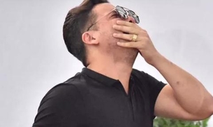 Wesley Safadão chora compulsivamente e Xand Avião passa mal em velório de Gabriel Diniz