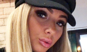 Jovem tem axila grudada após tentar fazer surpresa para namorado; Entenda 