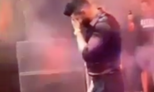 Gusttavo Lima chora ao homenagear Gabriel Diniz durante show 