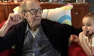 Ao comemorar 88 anos, João Gilberto aparece em foto raríssima