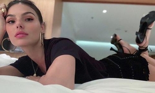 Após ser detonada na web, Isis Valverde fala sobre foto que liga feminismo à morte de Rhuan