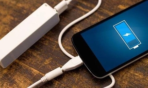 Manaus pode ter ponto de recarga para celular em locais privados 