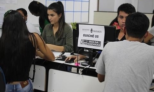 Entrega de documentação do Bolsa Idiomas inicia na terça em Manaus